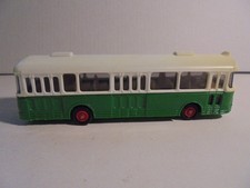 Eko Spanien Chausson APV Bus Reisebus  grün H0 1:86