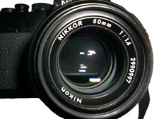 Nikon Nikkormat EL "schwarz" mit  Nikkor 1:1,4/50mm
