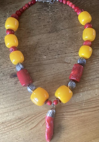 Edelsteinkette koralle - ",