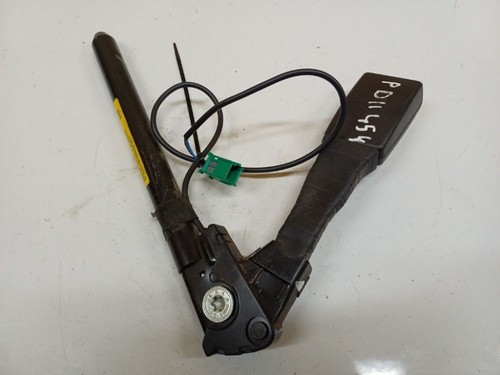 Opel astra 2008 seat belt - seat,