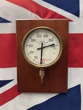 Vintage Mahagoni montiert