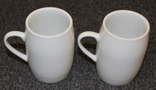 2 kleine Tassen - weiß -