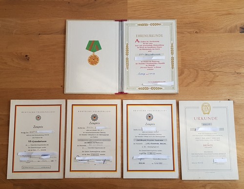 Deutsche volkspolizei urkunden - deutsche,