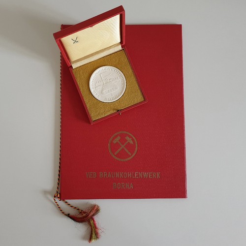 Ddr bergbau urkunde medaille - &,