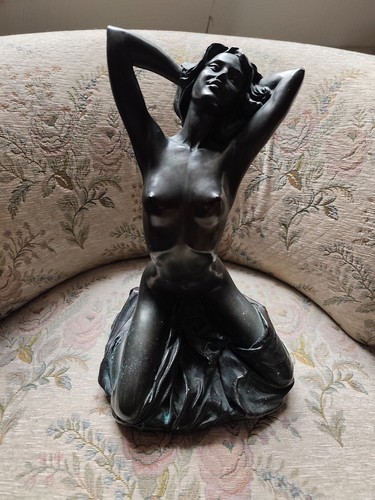 Skulptur hoch bronziert - hoch,