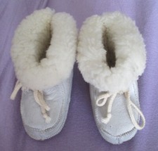 Baby-Kleidung (Gefütterte