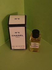 ■CHANEL No 5  4 ml Eau de