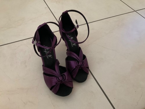 Tanzschuhe neu violett - 35,