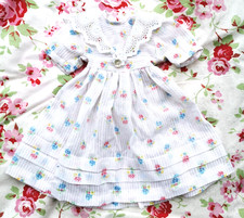 süsses antikes Batist