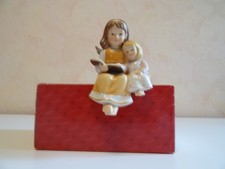 Goebel Engel mit Kind , eine gute Nachtgeschichte Regal