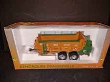 ROS Dangreville Miststreuer im Maßstab  1:32. 