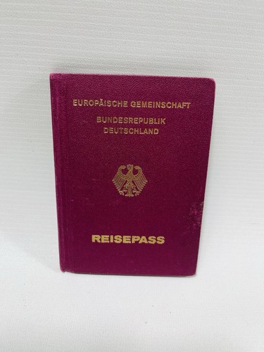 Reisepass der bundesrepublik - reisepass,