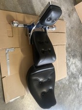 Suzuki Vs 1400 Intruder Sitz mit Sissybar. Originalteil. Ohne Mängel!