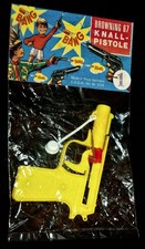 BROWNING KUNSTSTOFF KNALLPISTOLE GELB 1970er WUNDERTÜTE MANURBA HEINERLE BRUDER