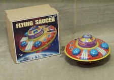 BLECHSPIELZEUG UFO FLYING SAUCER MS 460 mit SCHLÜSSEL und OVP FUNKTIONSTÜCHTIG