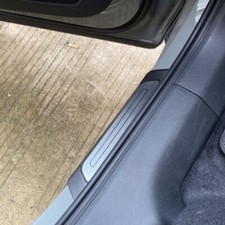 2tlg  Hinten Einstiegsleisten