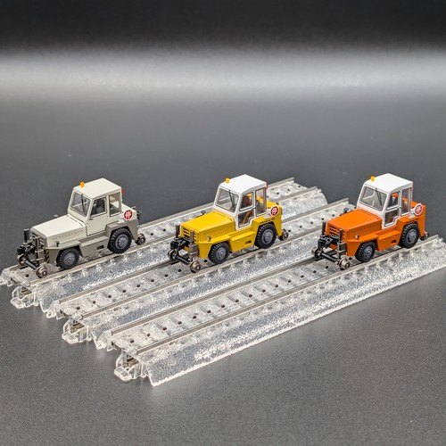 Model train crazy road - train,