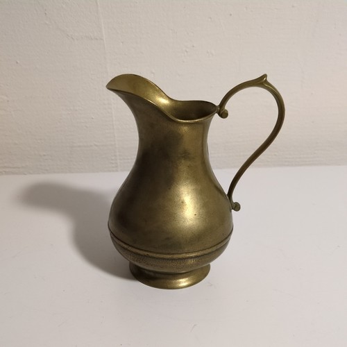 Krug aus 1970 - , kelch