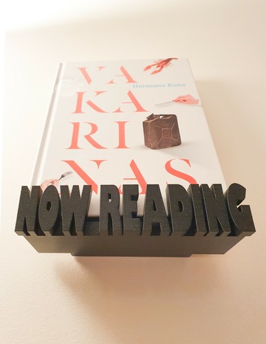 Now reading bücherregal - reading, /