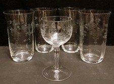 5 alte Gläser mit Schliff -