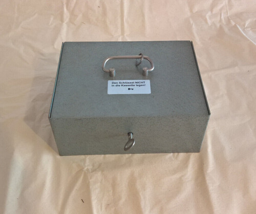 Alte schwere geldkassette - alte,
