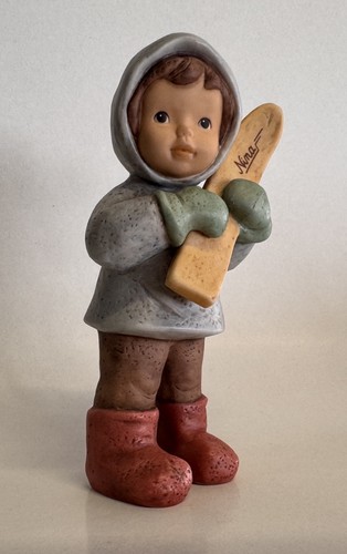 Goebel figur nina - ,