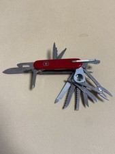 Victorinox Swiss Champ