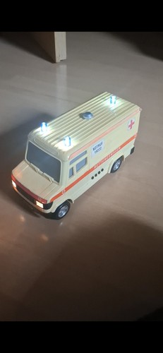 Rettungswagen von dickie - rettungswagen,