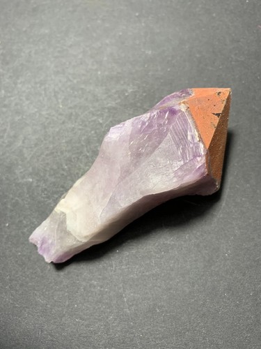 Hämatit auf amethyst - hämatit,
