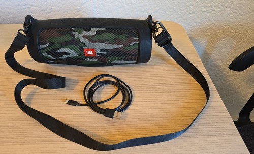 Jbl charge squad - charge,