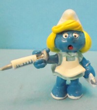 20139 KRANKENSCHWESTER Schlumpfine : Nr. 9 Kleid türkis Schleich kleines CE