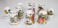 Fingerhut Konvolut 10 Porzellanfingerhüte Schmetterling Vögel Blume Obst