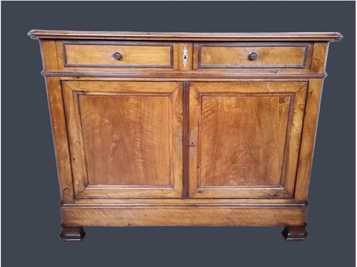 Geschirrschrank aus walnuss - aus,