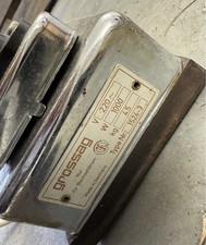 Bügeleisen von Grossag mit Holzgriff Type Nr. 1524-3 220 V Vintage antik selten