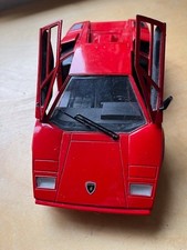 Lamborghini  Modellauto 1:18,  Countach, rot, Bj:88, gebraucht, gut erhalten 