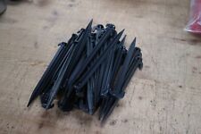 Campking Kunststoff Zeltheringe 30st. Länge 20cm. Schwarz/Rot