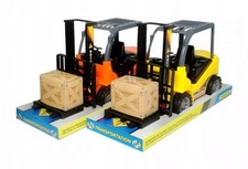 Gabelstapler mit Palette