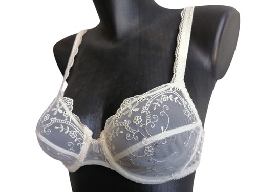 Antinea lise charmel bh - de,
