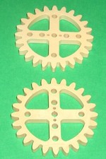 Matador Baukasten Zahnräder aus Kunststoff 1980er-Jahre Holzbaukasten