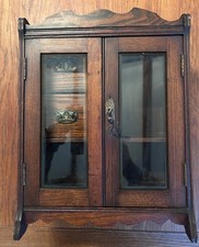 Vintage Holz Tabakschrank