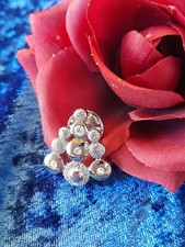 Knopfbrosche rhodiniert  2,5  cm lang,   Kristallsteine  Pierre Lang