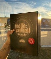 Welle Erdball: Die Singles 