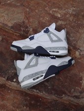 Mid-Top Jordan Air Jordan 4