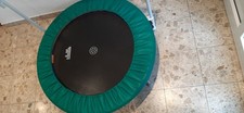 Trampolin der Marke trimilin mit Haltebügel