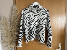 H&M Damen Oversized Stehkragen