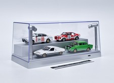 Plexiglasvitrine mit
