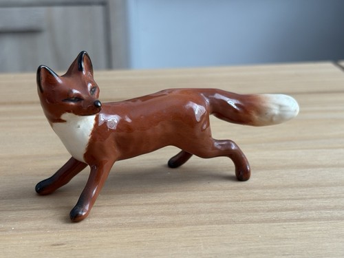 Beswick vintage running fox - beswick,