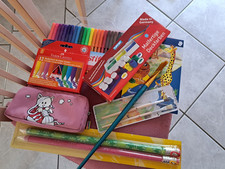 Konvolut Schulsachen Schulutensilien Hefte Stifte Pinsel usw. größtenteils neu!!