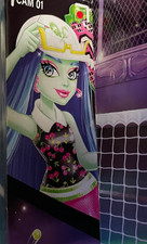 Monster high buried secrets - buried,