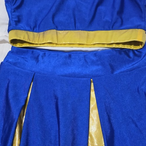 Cheerleading-Uniform